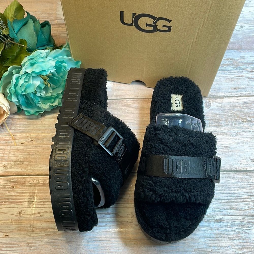 UGG Women's Fluffitar Slide Sandal